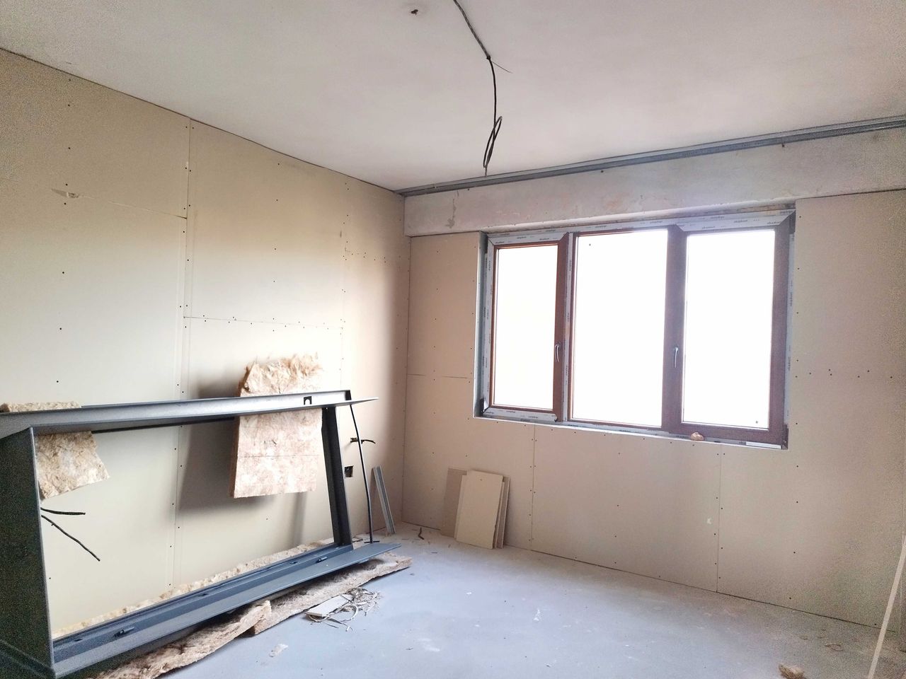 Продава се Тристаен апартамент в Перник, Изток - 90 кв.м за 1262 €/кв.м - Снимка #5