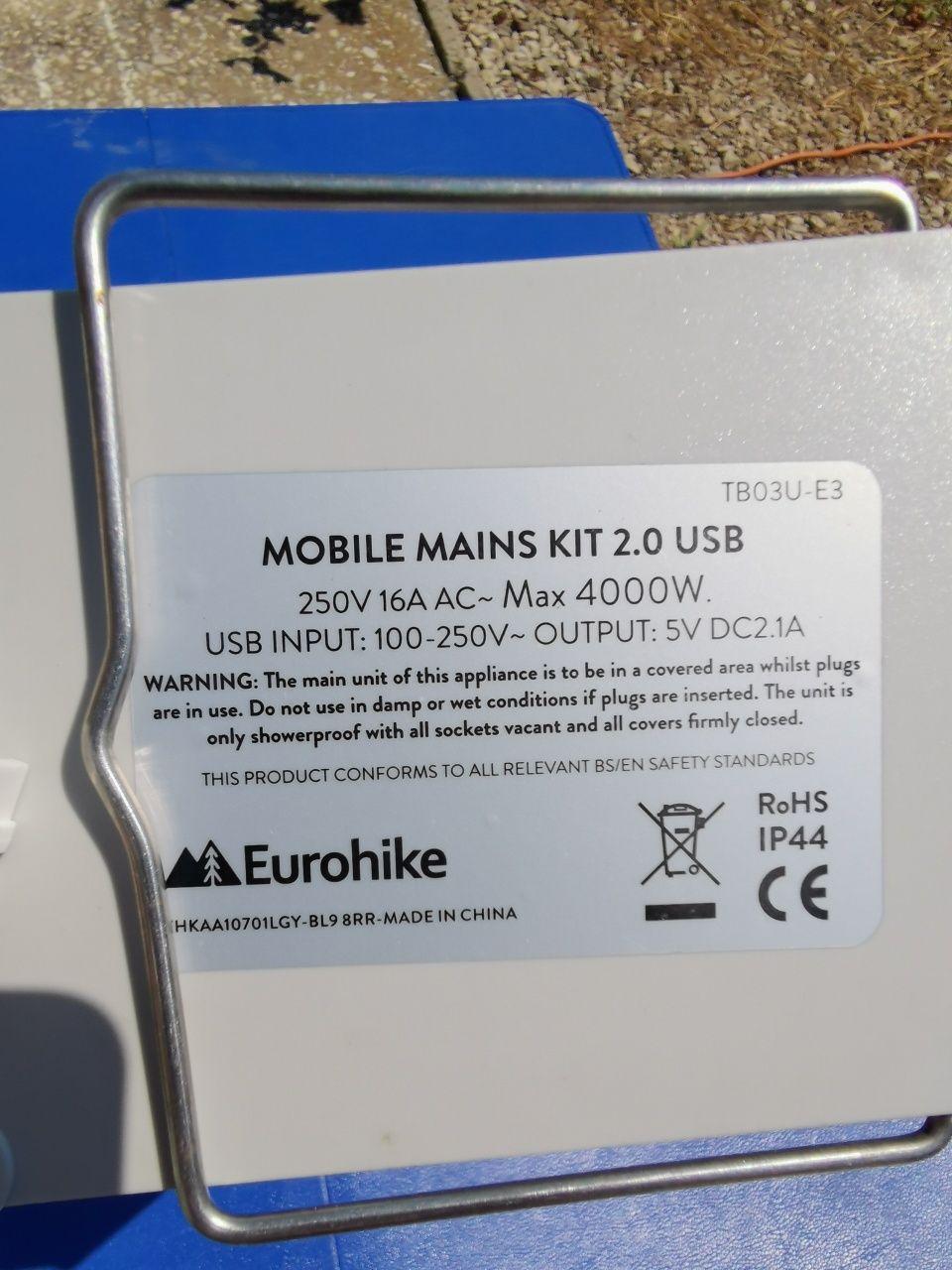 Разклонител с предпазител / 2 USB входа
