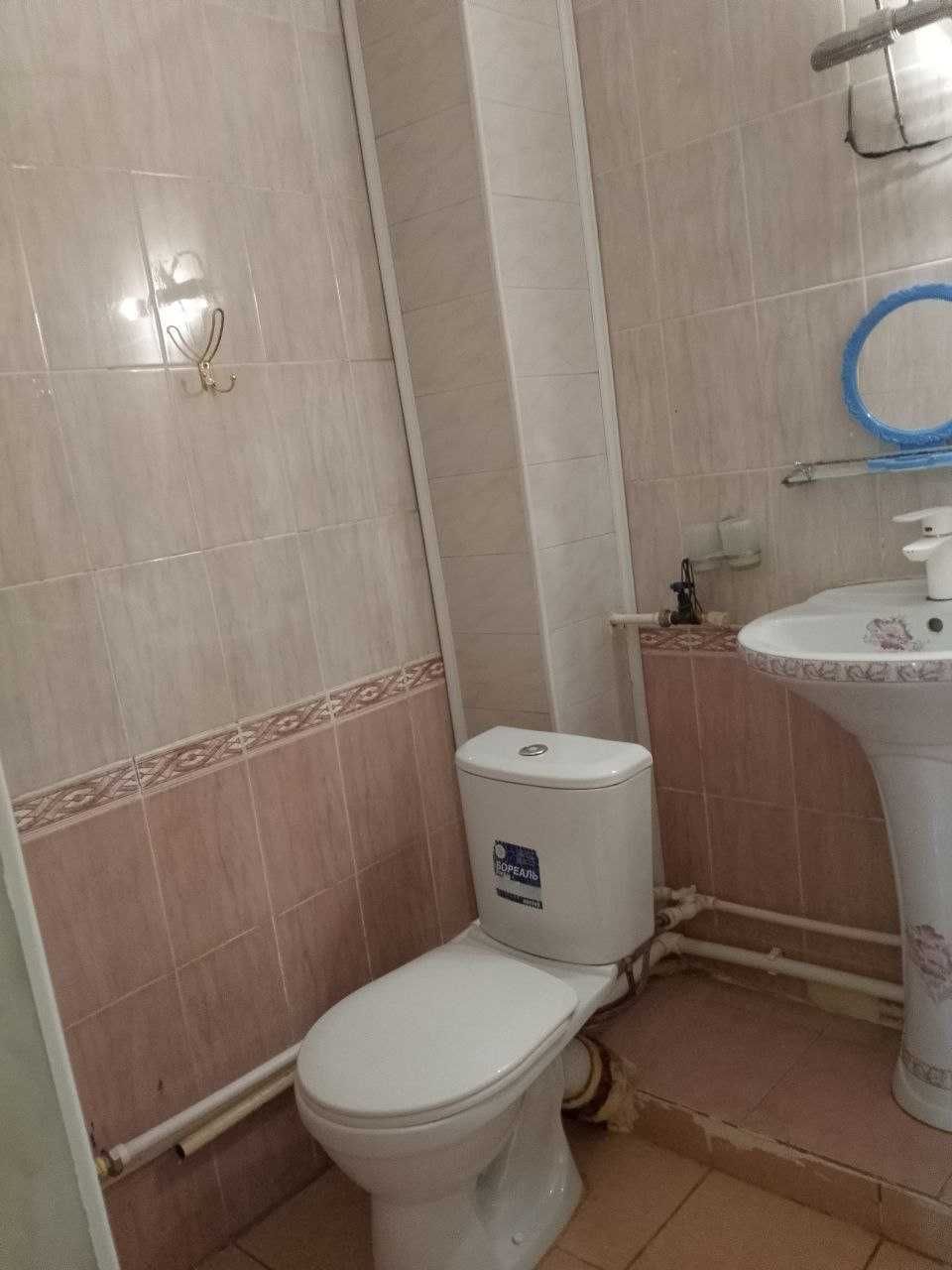 Продается 4 комнатная квартира 108 поворот, 2 этаж, 5 этаж. дом 96кв.м