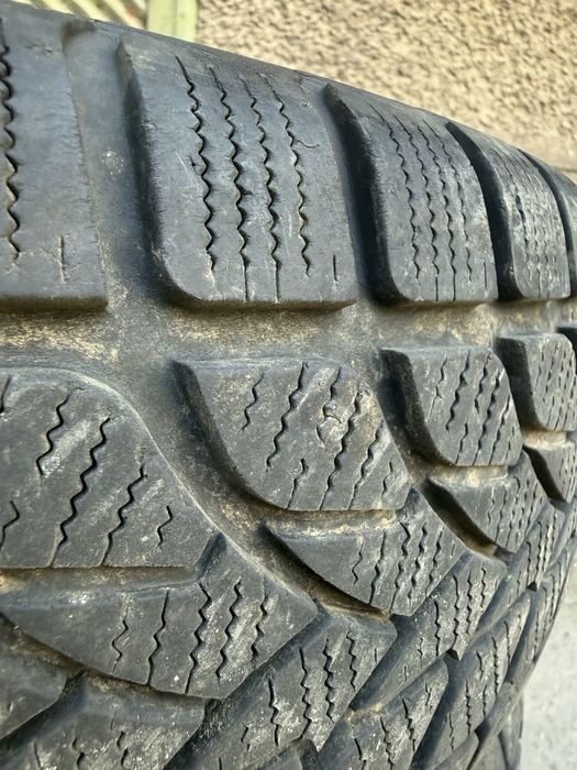 Зимни гуми Lassa 205/70 R15