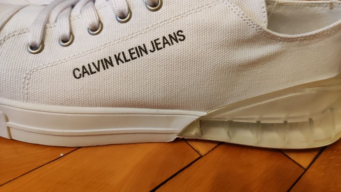 Calvin Klein Jeans