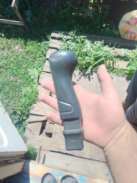 Продам ручку Кпп 1000тг