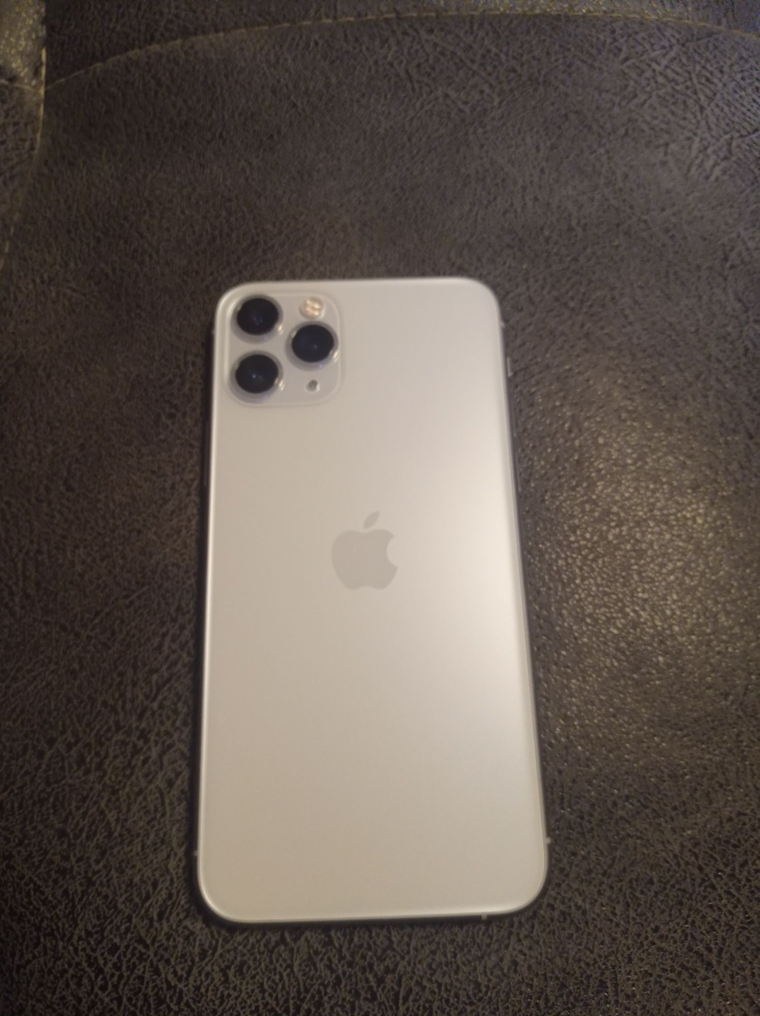 Iphone 11 pro sotiladi