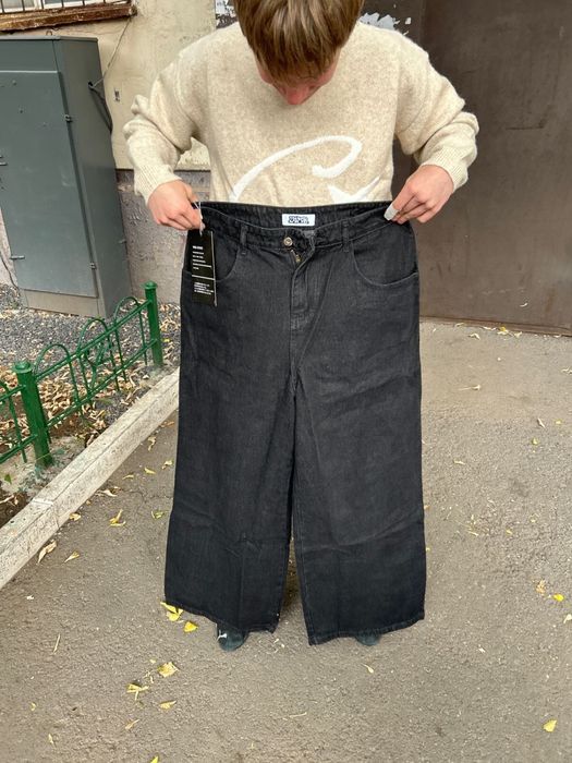 Джинсы 10000,абсолютно новые