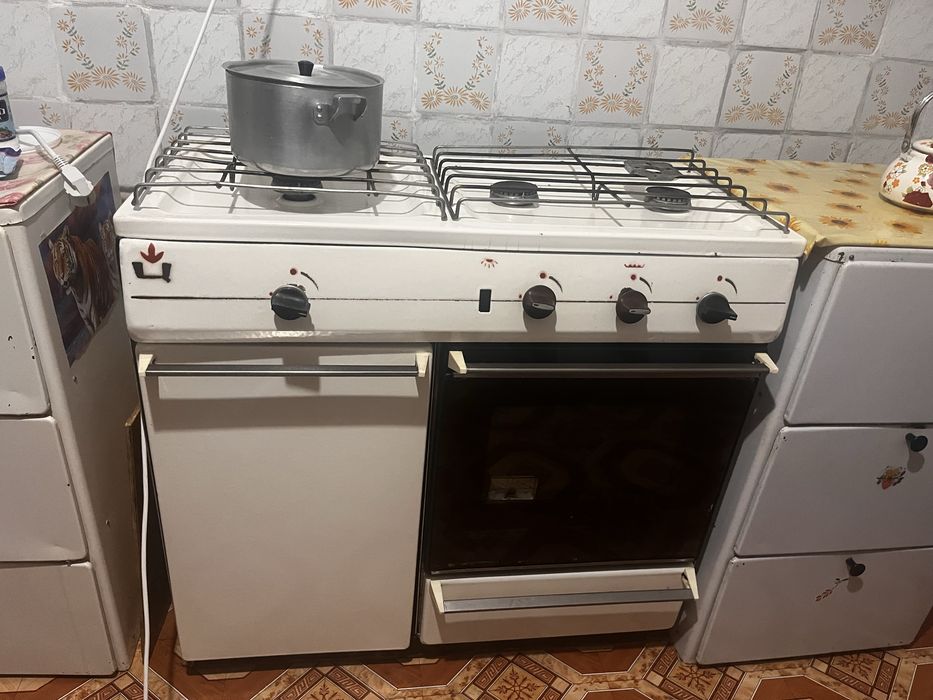 Продается газ плита