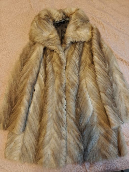 Haină de blană de nurcă