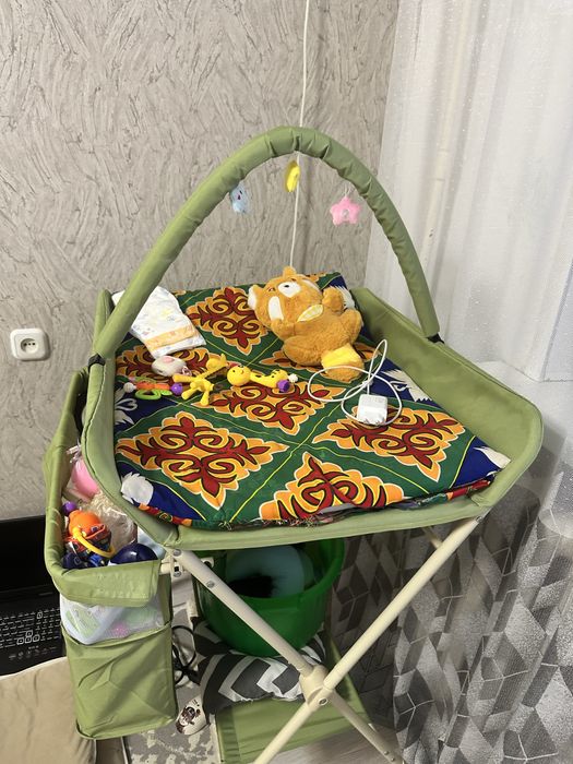 продам пеленальный столик