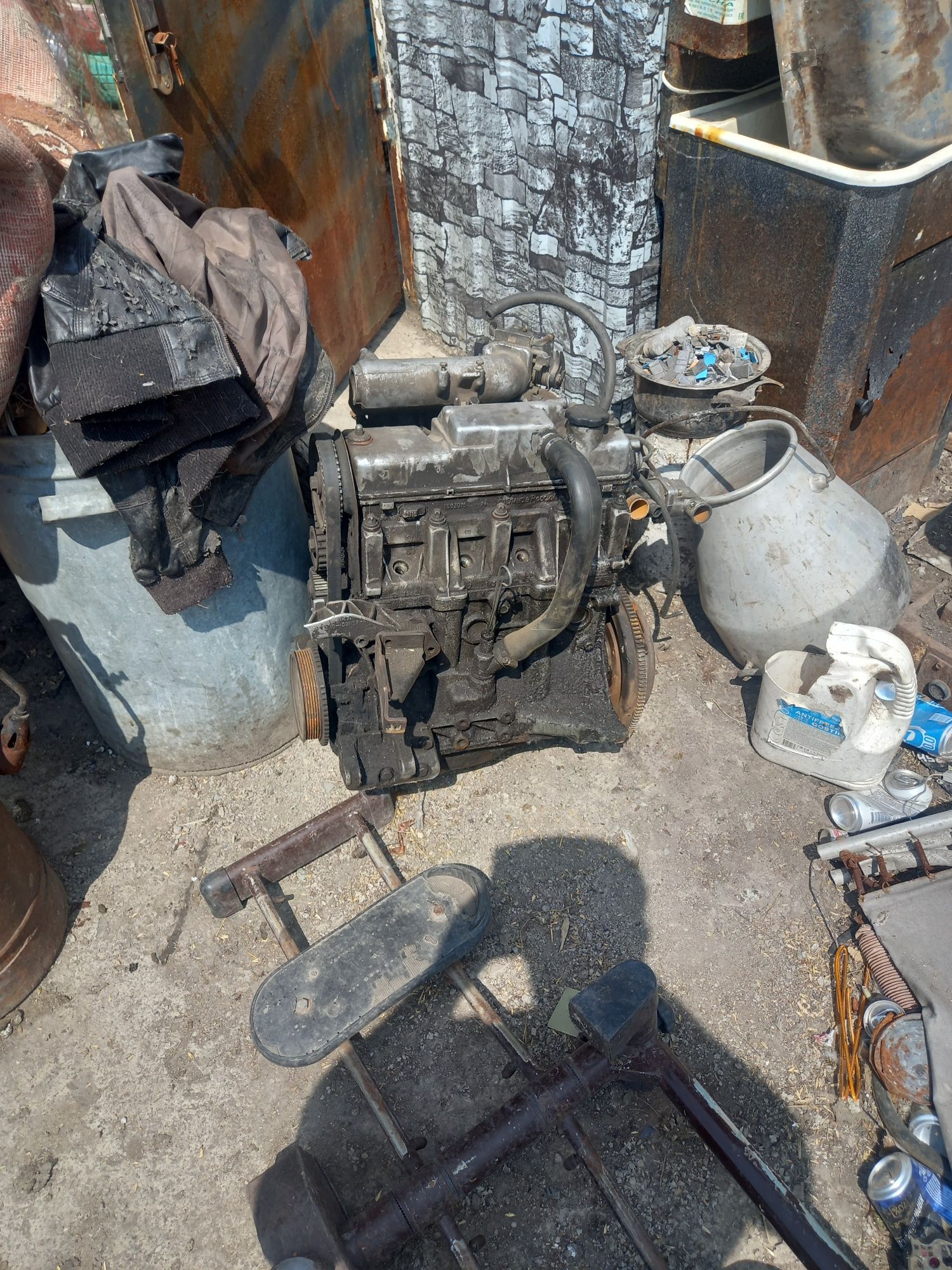 Продам двигатель