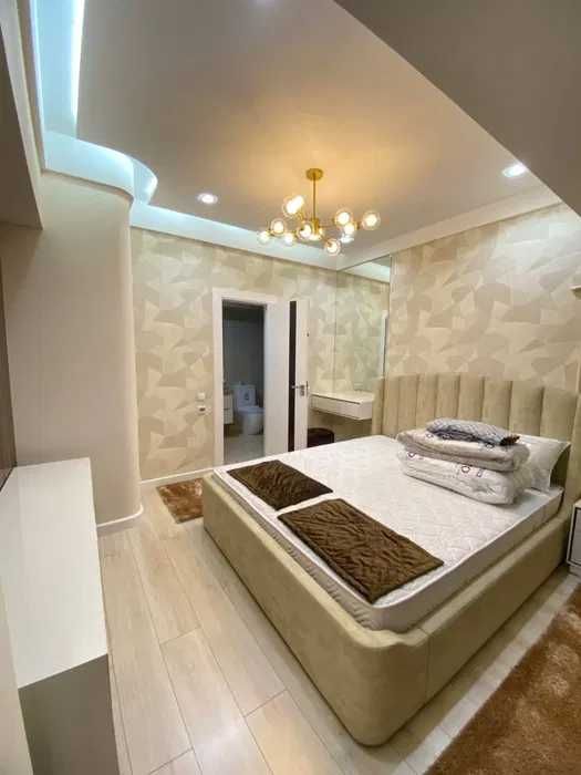 Сдам Шикарную квартиру в Центре Города на Алайском! Ц-2! 2/2/9 A*