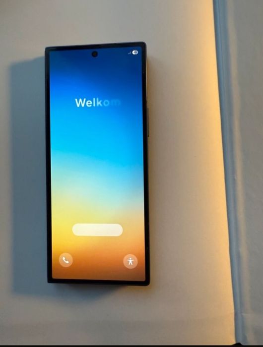 Продавам Samsung z fold 6