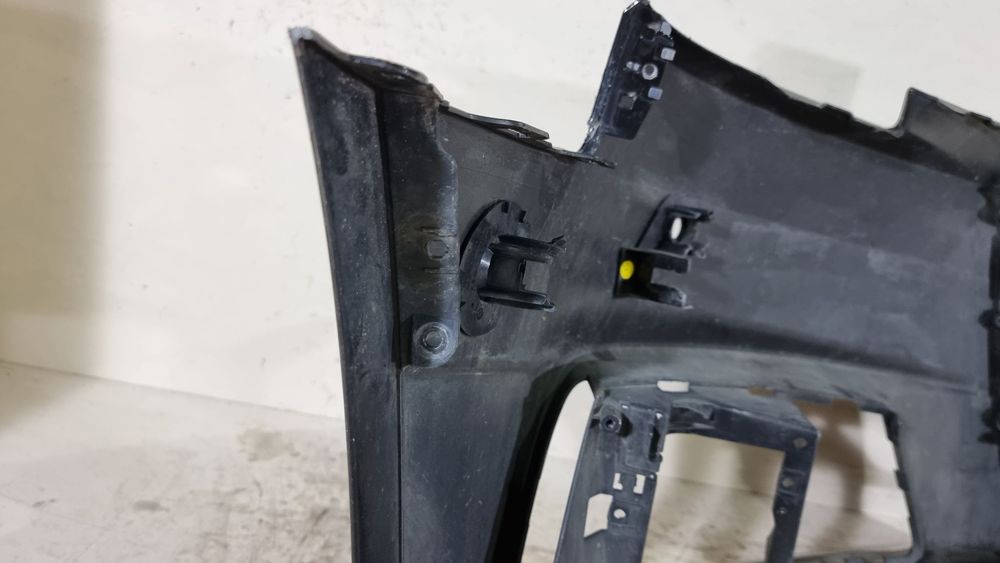 Bara fata Audi A4 B9, 2016, 2017, 2018, 2019, 2020, cod de origine OE 8W0807437