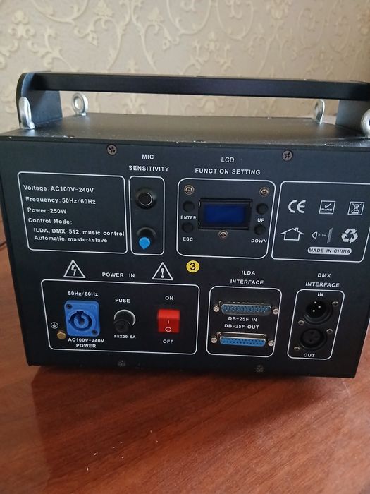 Lazer rgb animation мощность 3w control dmx 512  lpt порт DB 25