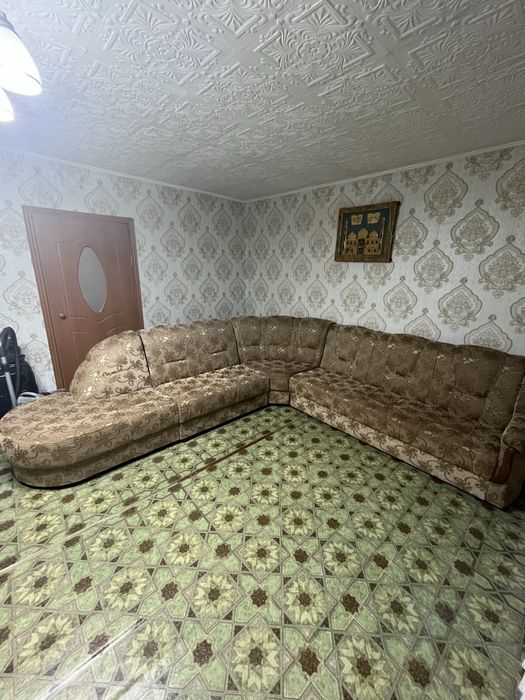 Продам угловой диван
