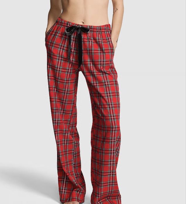 Victoria’s Secret, pijama noua cu eticheta