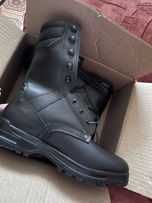 Продам берцы