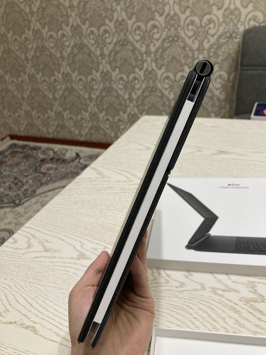 Magic Keyboard / iPad Pro 12.9-inch