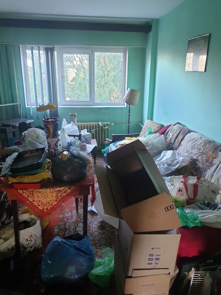 Debarasare debarasari apartamente case locuințe mobila veche canapele