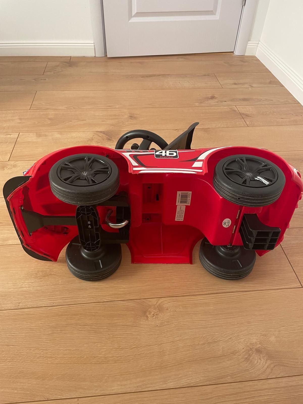 Mașinuță Buddy Toys, Ride on. Maserati Trofeo, rosu.