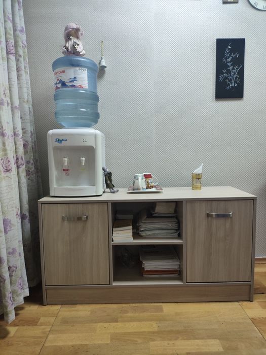 Офисная мебель, в хорошем состоянии