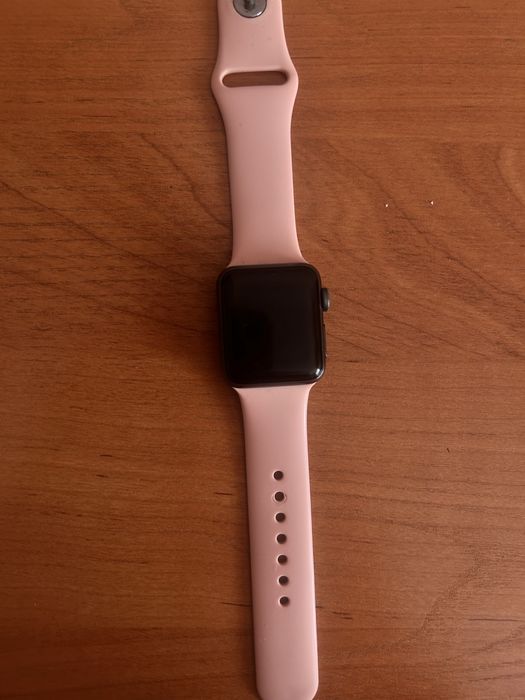 продам apple watch 3 series 38mm