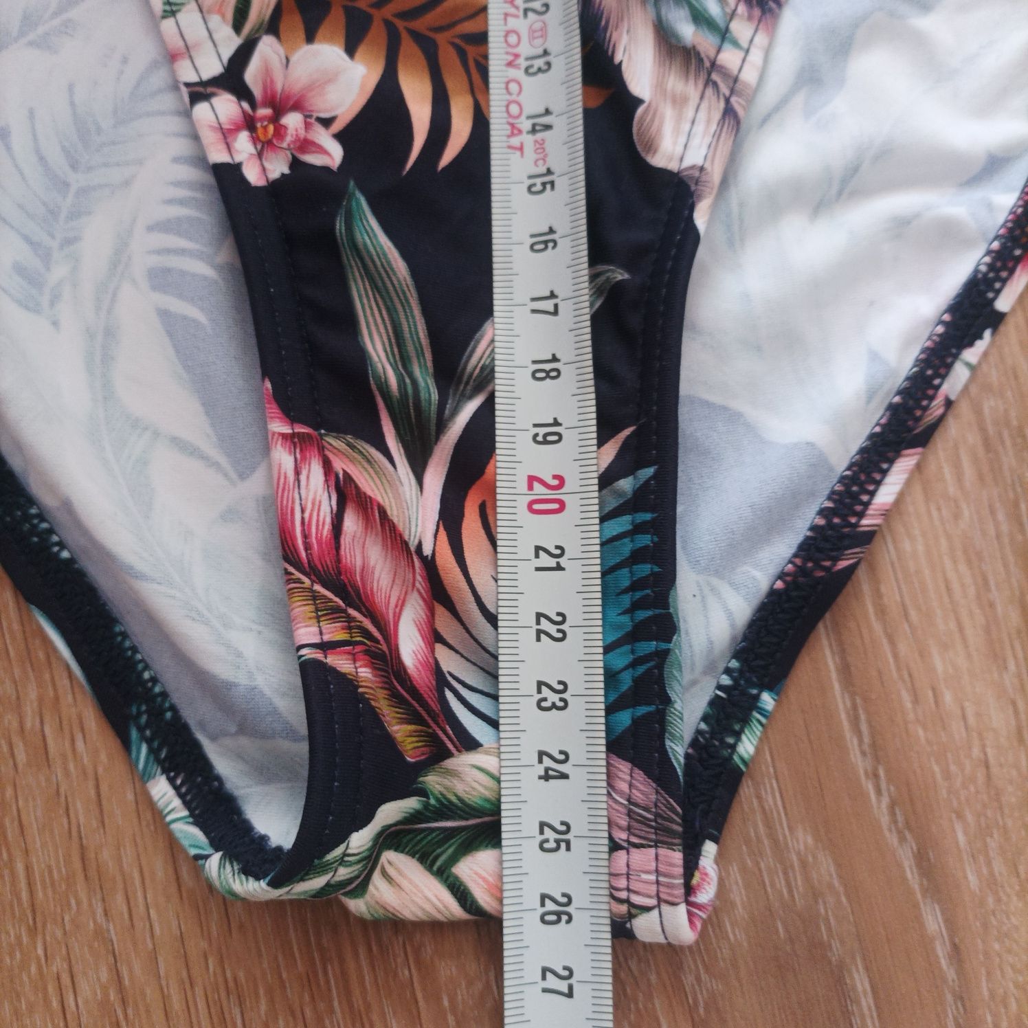 Esprit /Oneill 36B/C  висока талия нов оригинален бански