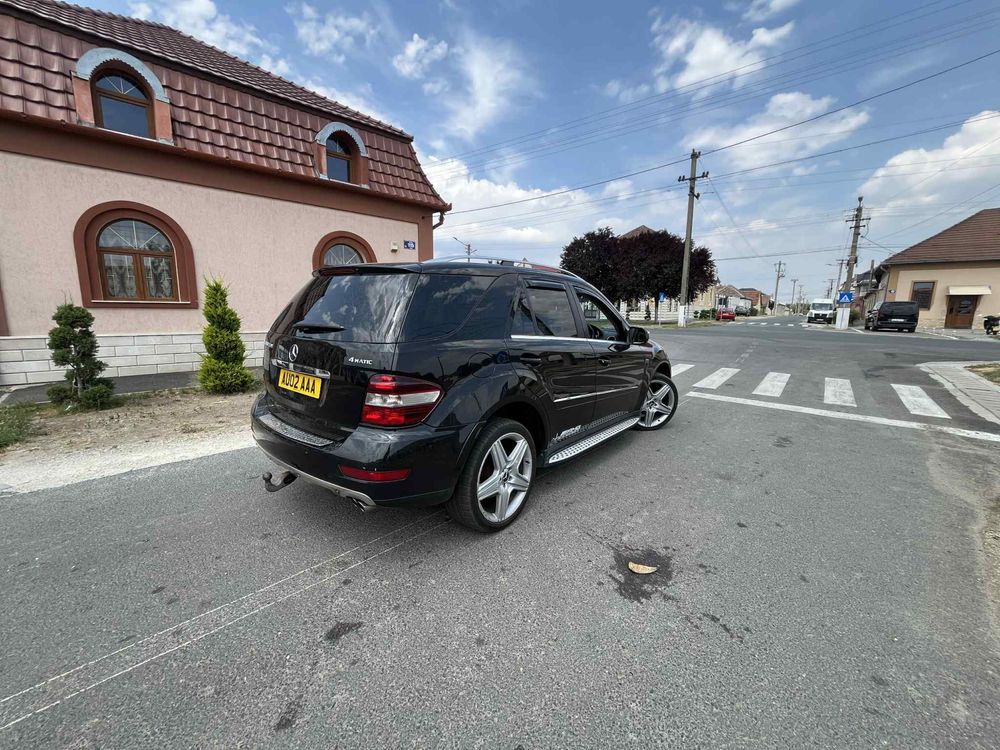 Vand mercedes ml350 pachet amg an 2010