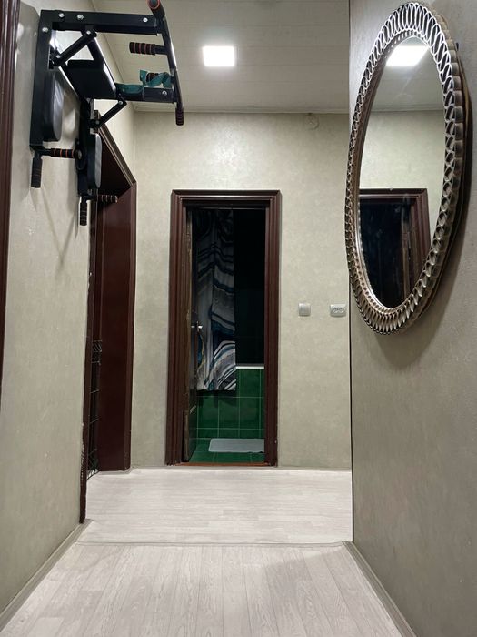 Продается большая 3-х комнатная квартира на 1 этаже