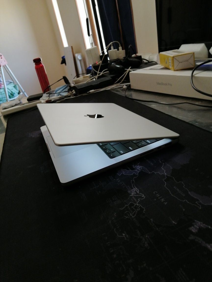 MacBook pro m1 "14 inch" 16/512 space gray
