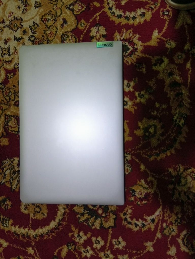 Noutbook lenovo Intel celeron N4020 DDR4 4ГВ,SSD 256 ГВ 15,6 windows