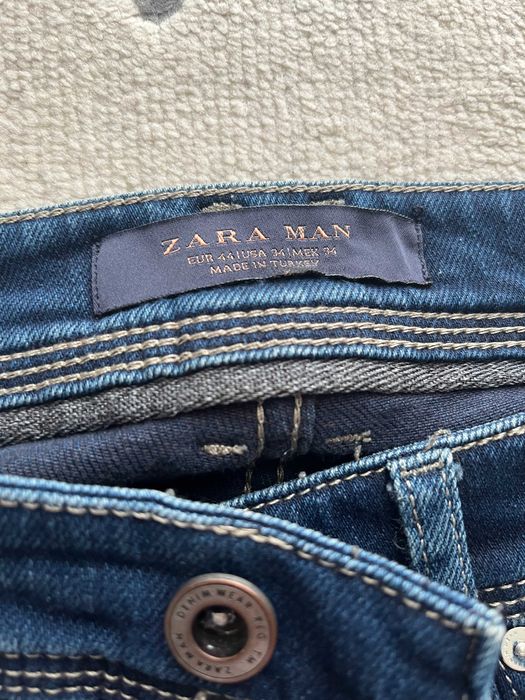 Vand blugi Zara marimea 44