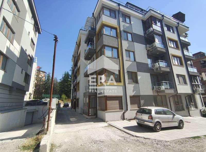 Ексклузивно открито паркомясто за продажба, към нова сграда на ул. Вас