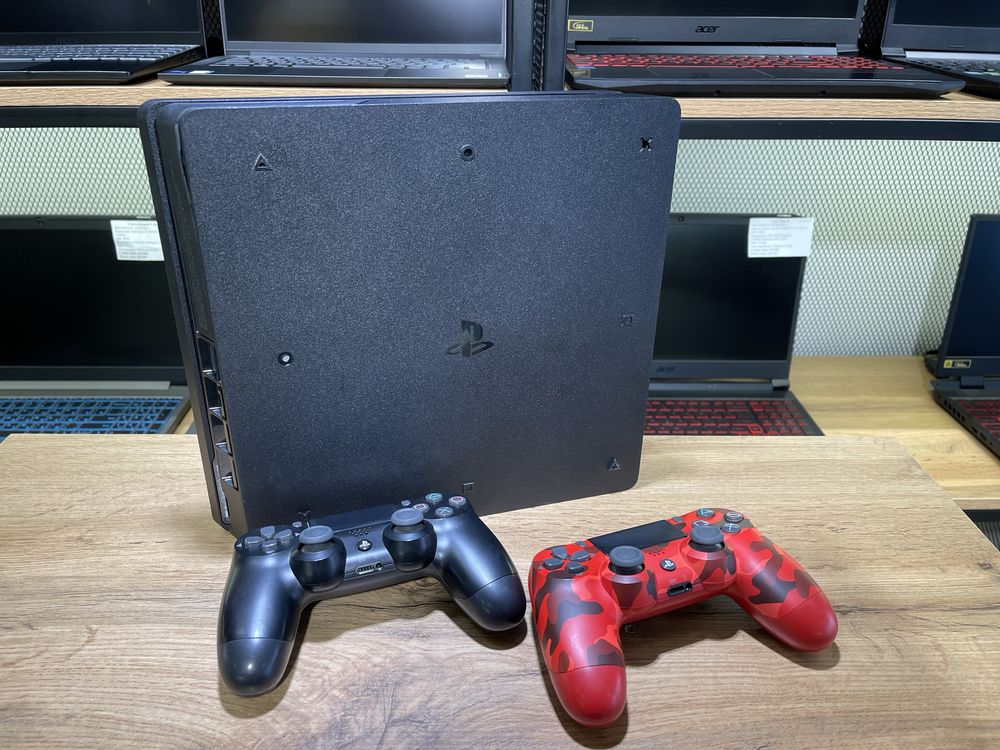 Sony PlayStation 4, Slim, 1 TB, 2 джойстика, 8253/А10