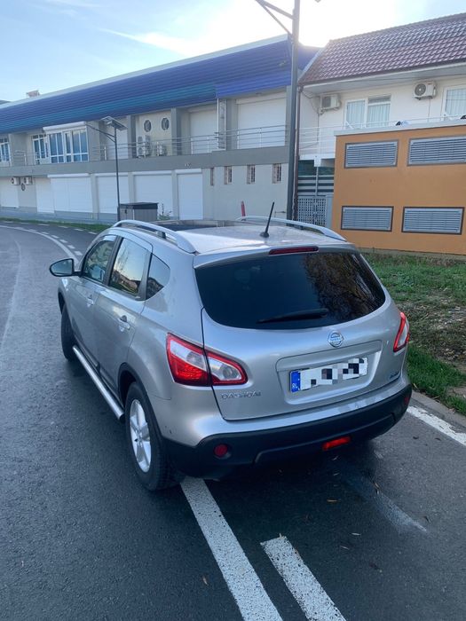 Vand Nissan j10 Qashqai Tekna 1.5 dci 110cp 2010