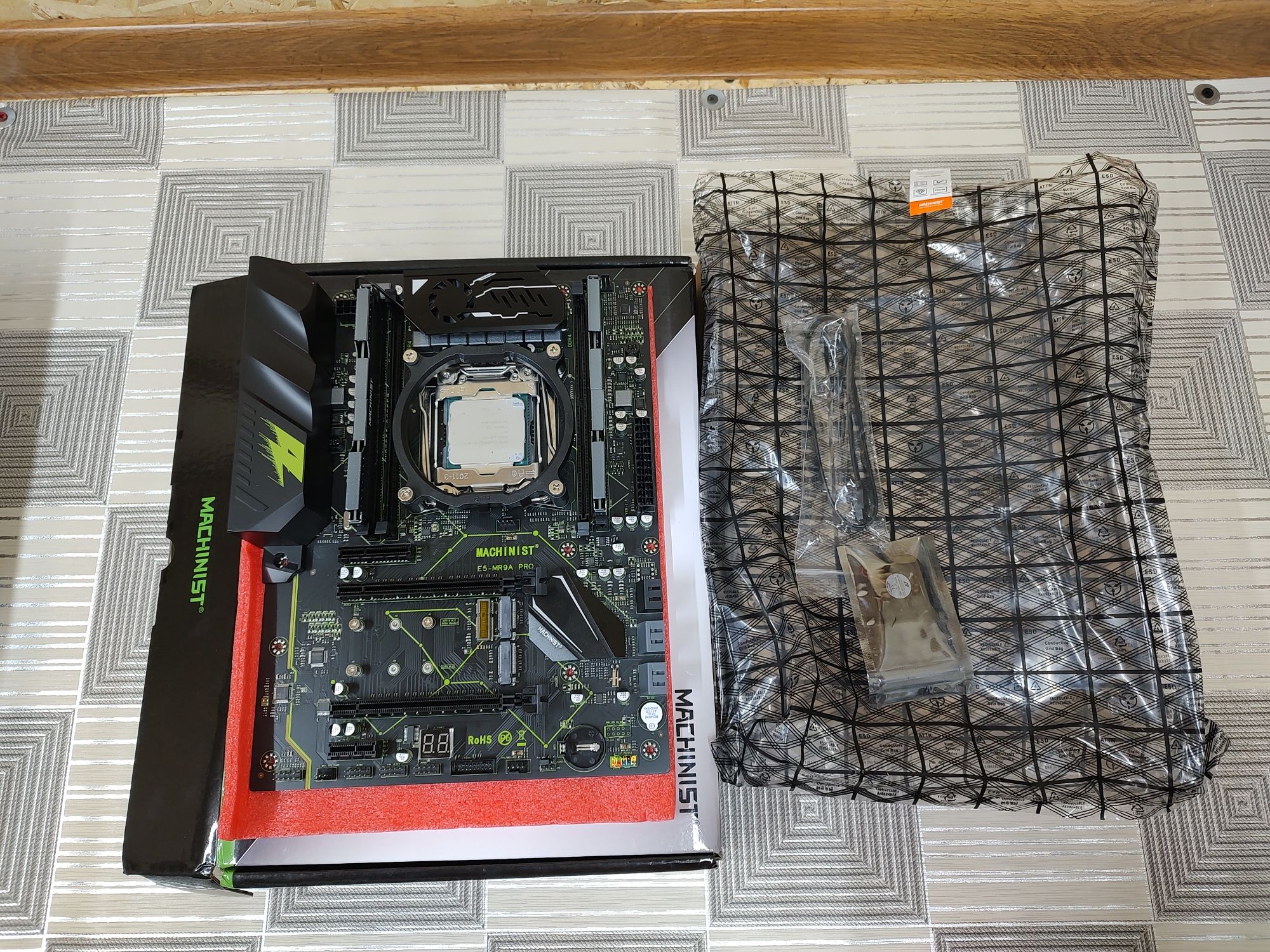 Kit gaming (procesor , placa , ram DDR4)