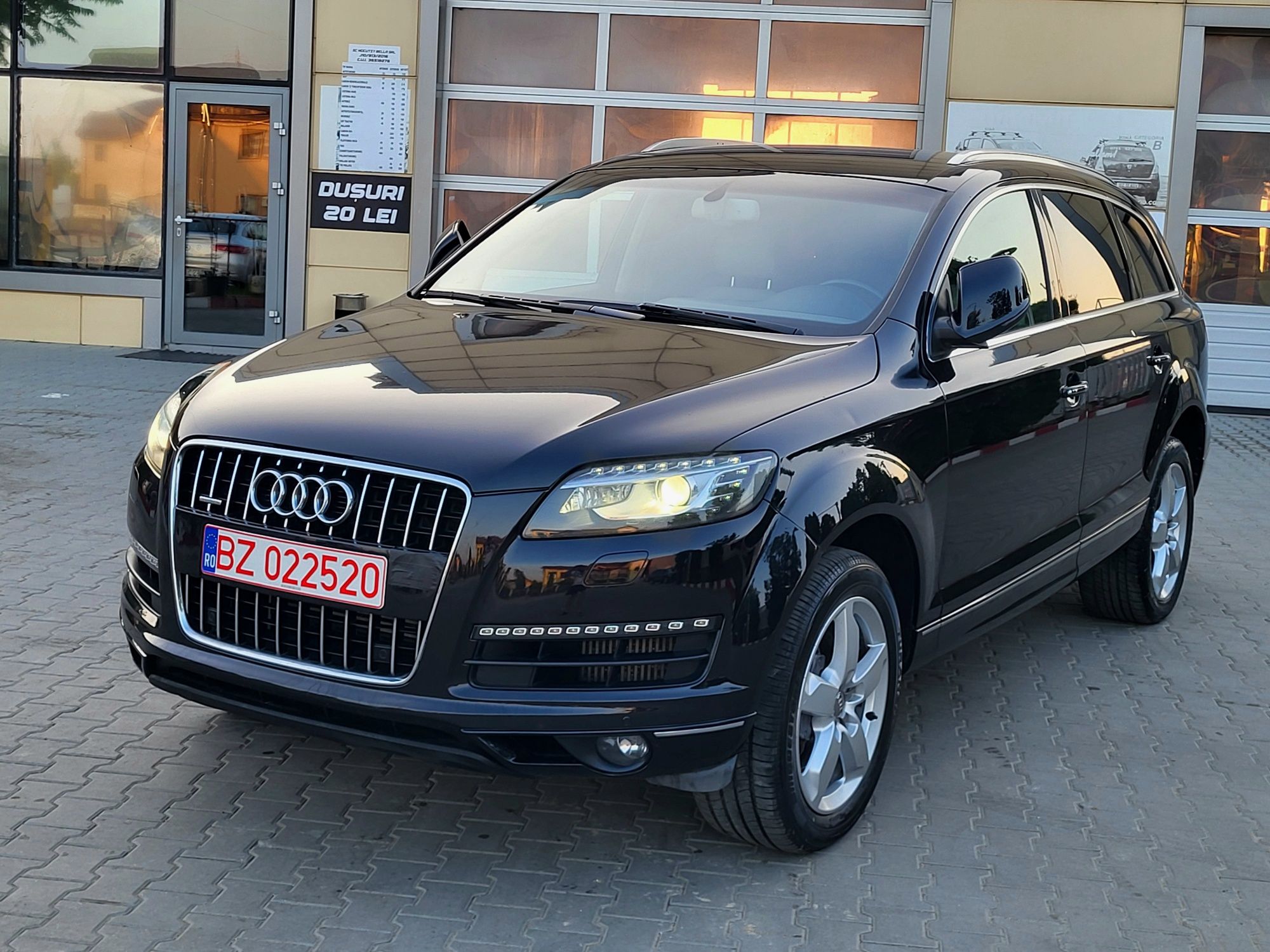 Audi Q7 2012 3.0 Diesel /Face-lift/7 locurii !!!