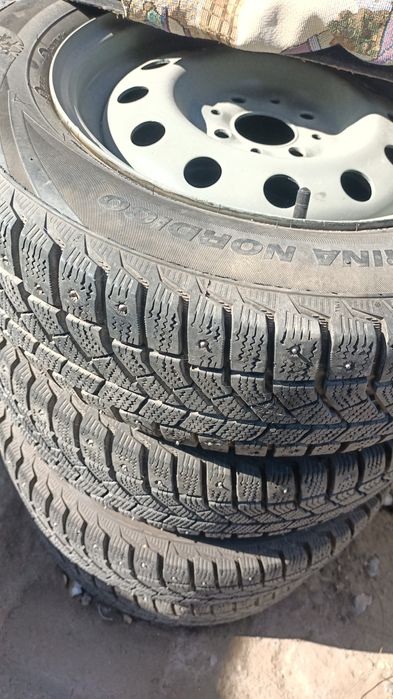 Продам диски с покрышкой