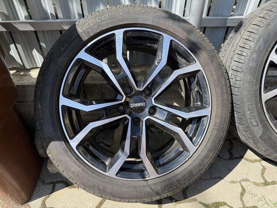 Roti Dezent R18 5x114.3 cu cauciucuri Pirelli vara 225/50 R18