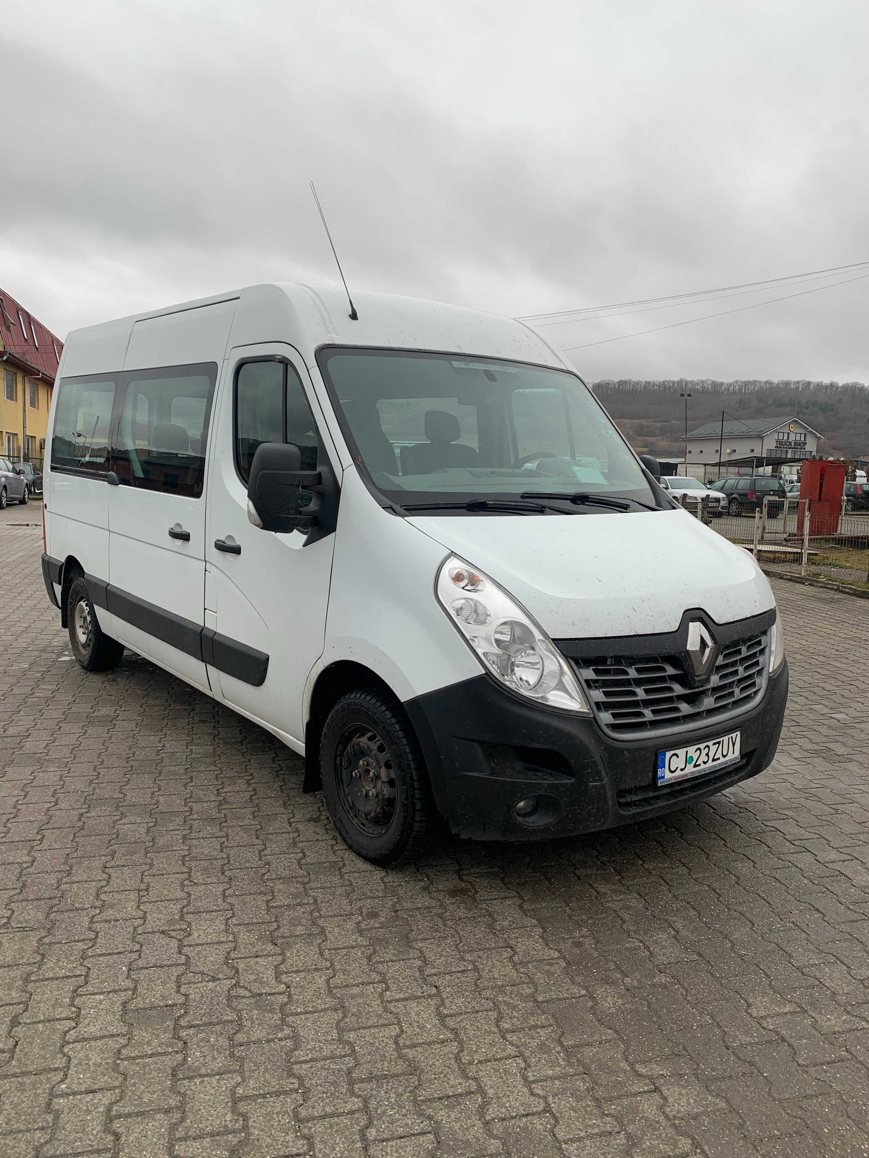 Renault Master 8+1 locuri