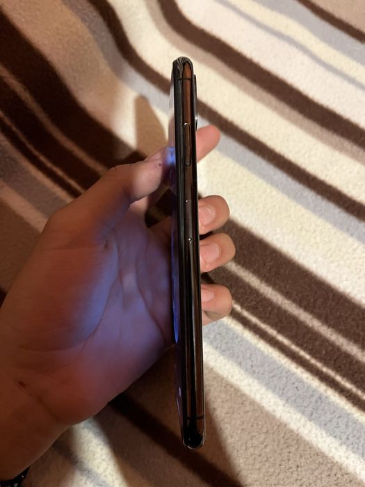 Vând Iphone xs max 256gb
