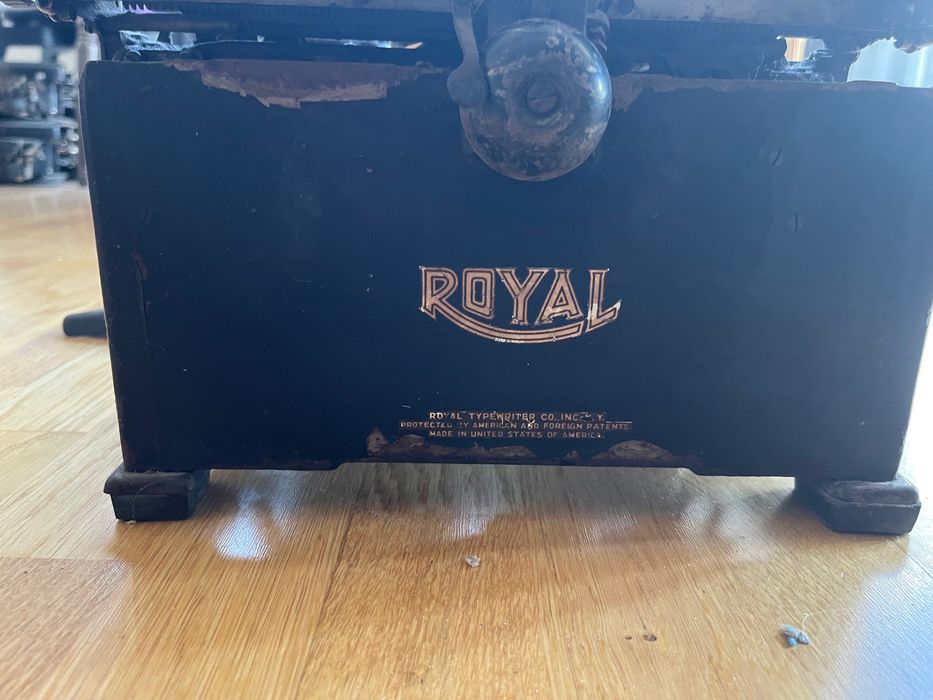 Пишеща машина Royal 10 за части
