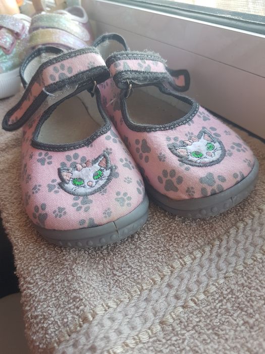 2чифта обувки 23,24н за 20лв