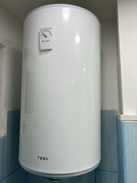 Se vinde boiler 80 litri