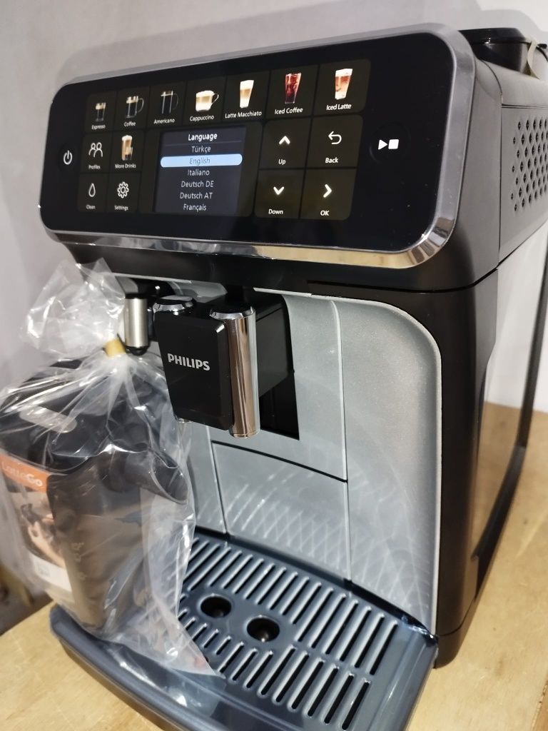 Philips seria 5500 LatteGo 2025