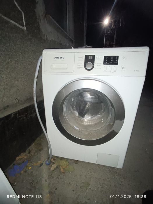 Продам стиральную машину