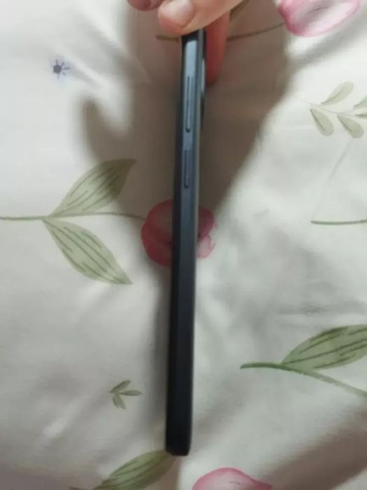 Redmi 12 128Gb sotiladi