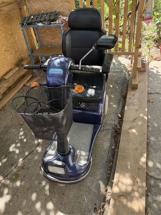 carucior electric  mercury m36