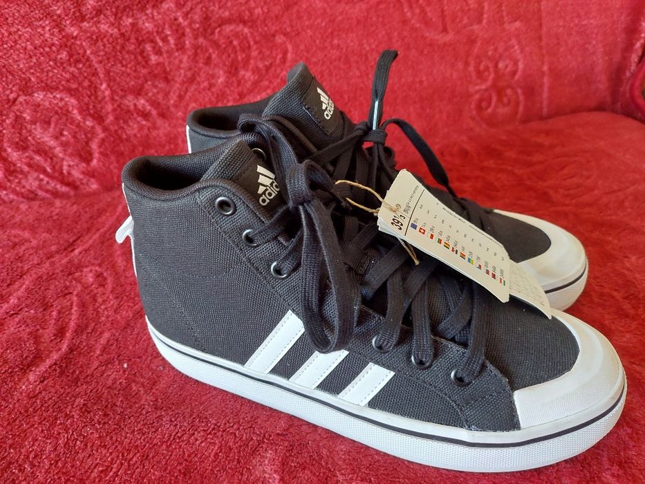 Adidași Adidas  Bravada mid 2.0