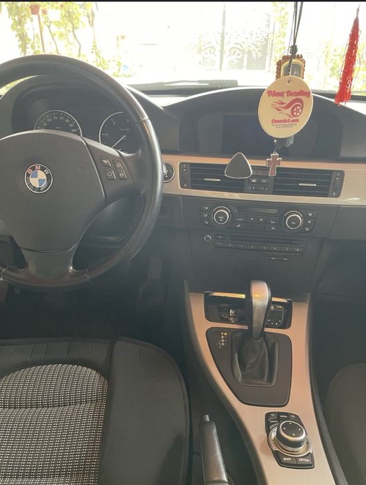 BMW E90 Facelift,2.0