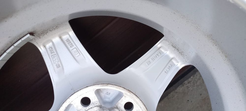 Jante aliaj 5x112 R16 6,5J ET40 VW Audi Skoda anvelope iarna 205/60/16