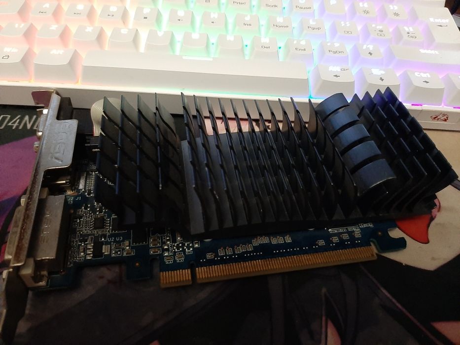 продам комплектующие